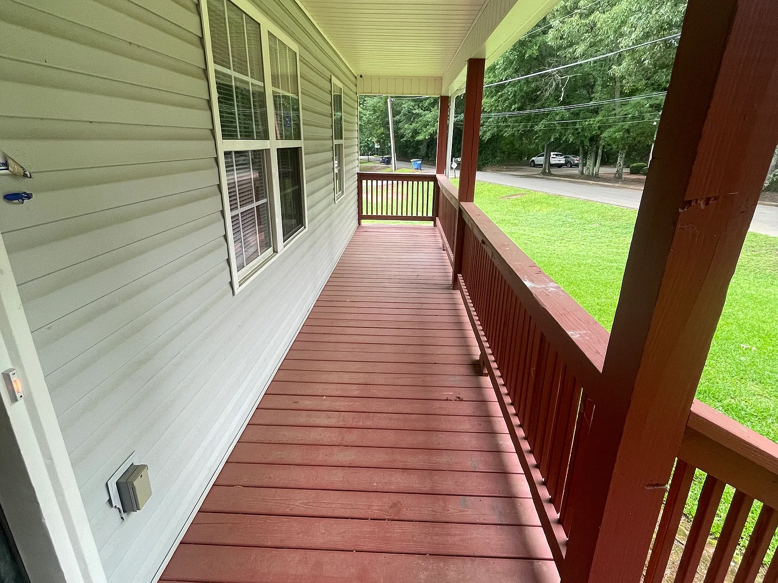 4 bed, 1800 sqft, $3,200 — Photo 2