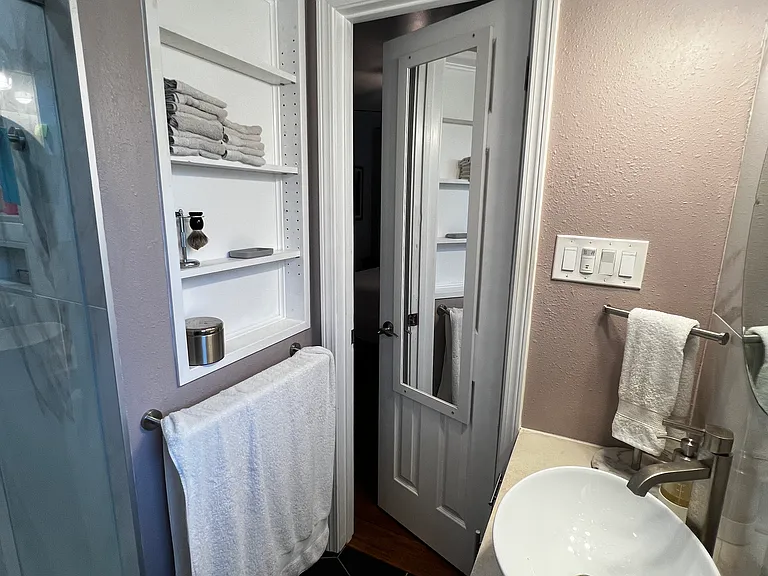 5305 Cloverdale Ln — Photo 46