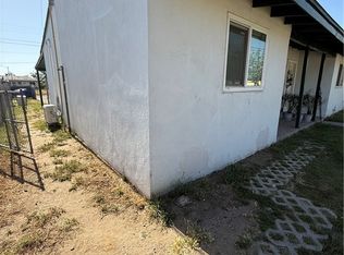 9416 Cedar Ave, Bloomington, CA 92316