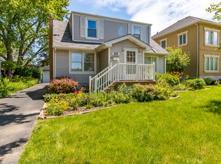 8121 N Greenwood Ave, Niles, IL 60714