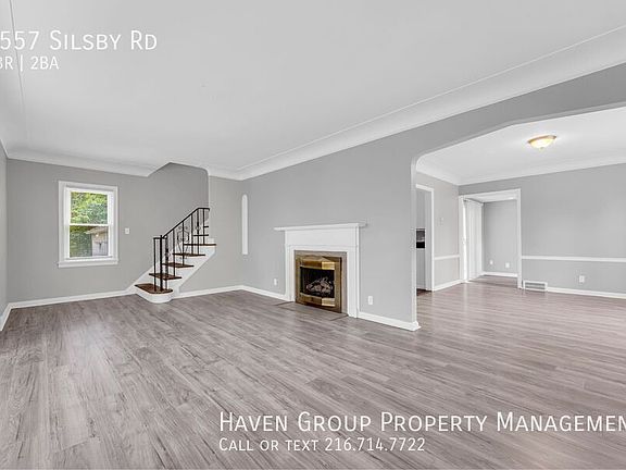 3rd image of 3557 Silsby Rd