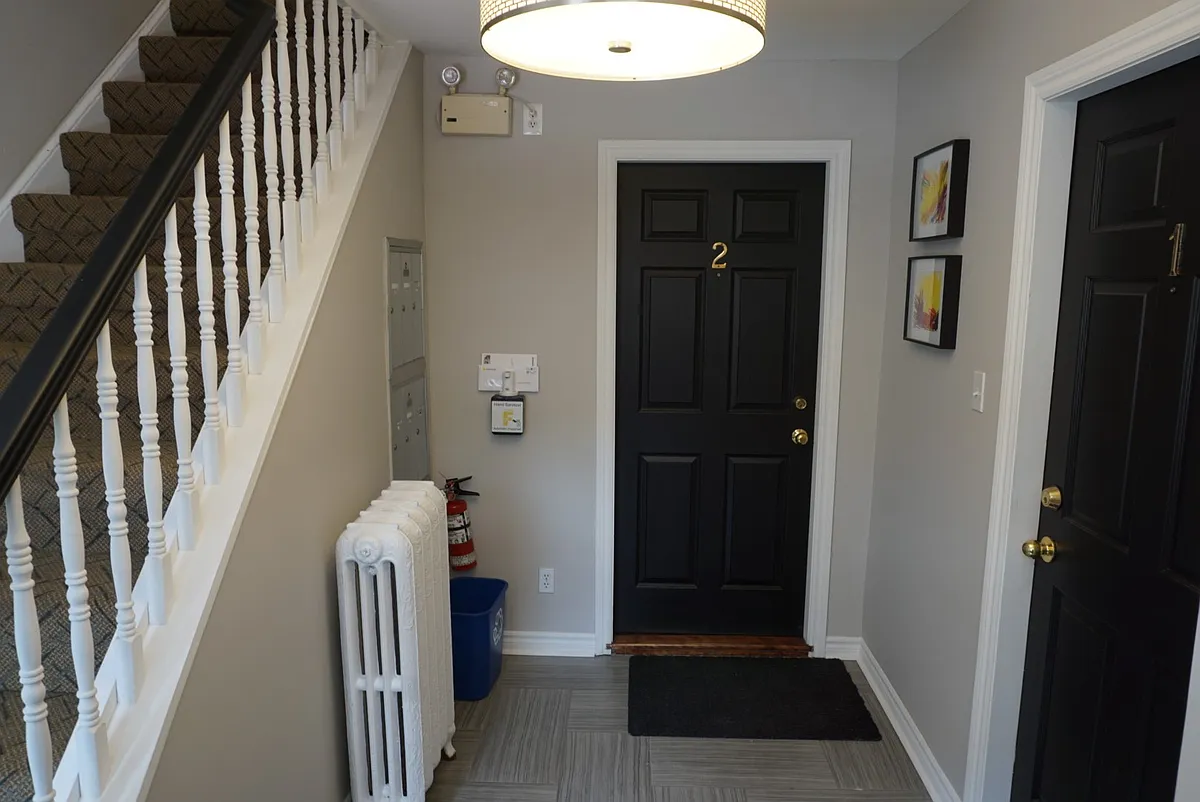 Building Photo - 189 Guigues Ave #2