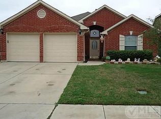 8605 Corral Cir, Fort Worth, TX 76244