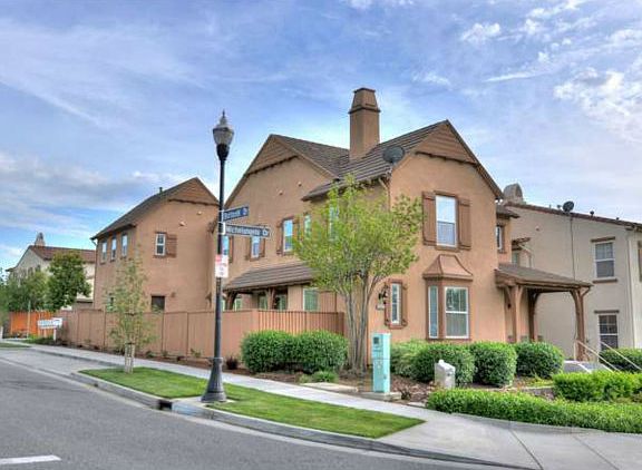 2nd image of 3342 Michelangelo Dr