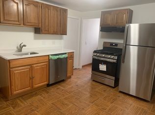 112 S Common St FLOOR 2, Lynn, MA 01902