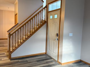 13588 Carmody Dr, Eden Prairie, MN 55344