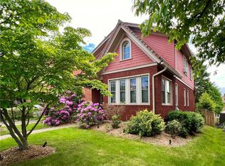 209 Bower Hill Rd, Pittsburgh, PA 15228