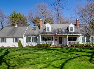 8 Kent St, Windham, NH 03087