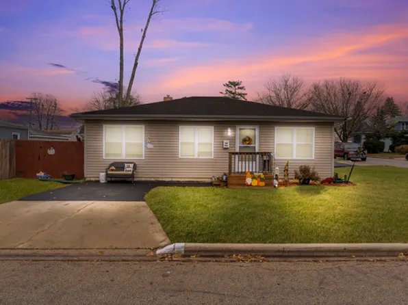 901 Norley Ave, Joliet, IL 60435