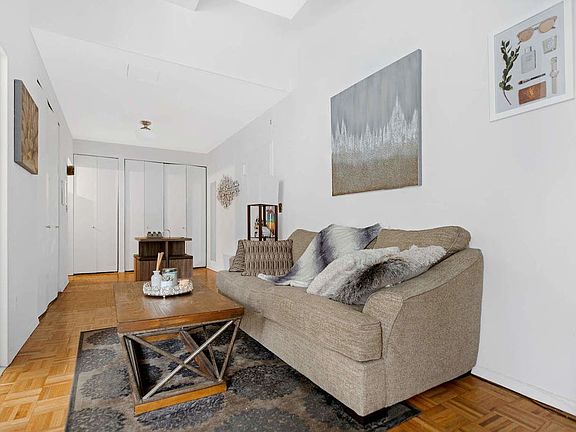 3rd image of 310 E 46th St APT 18W