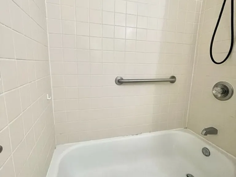 5122 Likini St #612 — Photo 15