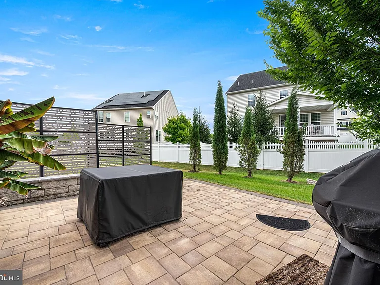 602 Dolmens Ln — Photo 47