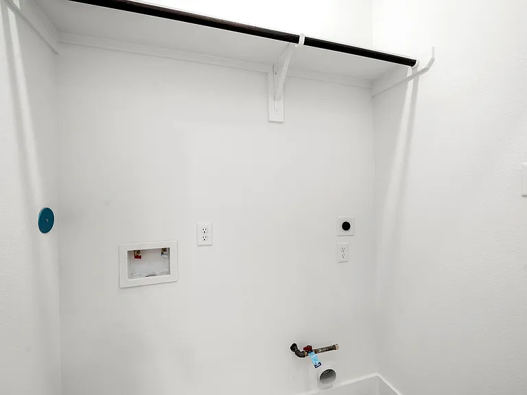 5516 Hardy St — Photo 22