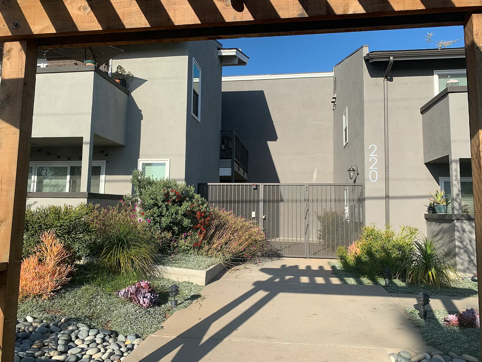 1 bed, 625 sqft, $2,000 — Photo 4