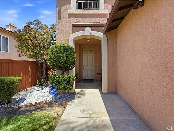 3rd image of 33882 Flora Springs St