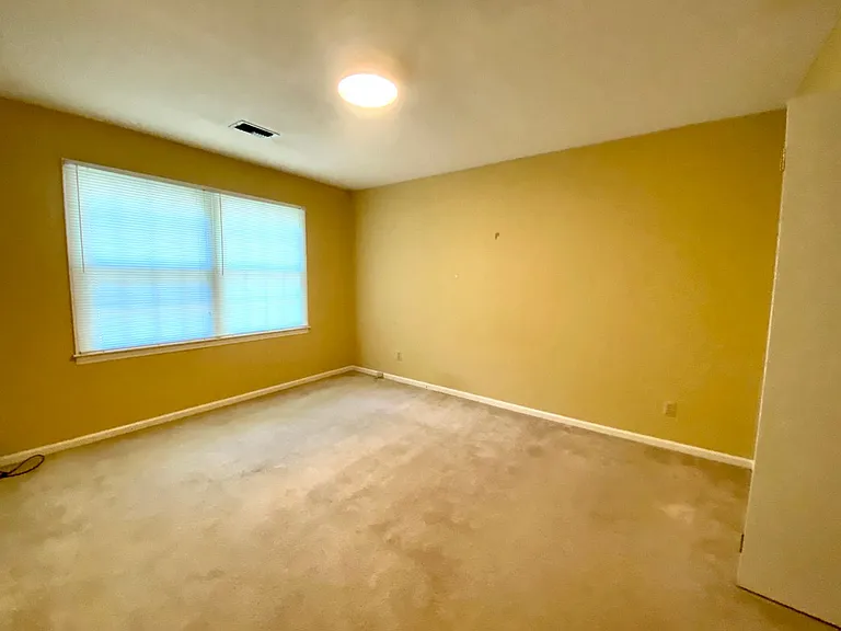 106 Strode Cir — Photo 12