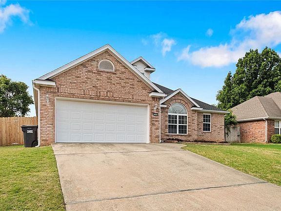 3rd image of 3099 Eaglecrest Cir