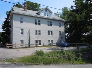 445 Rollstone St APT 3, Fitchburg, MA 01420