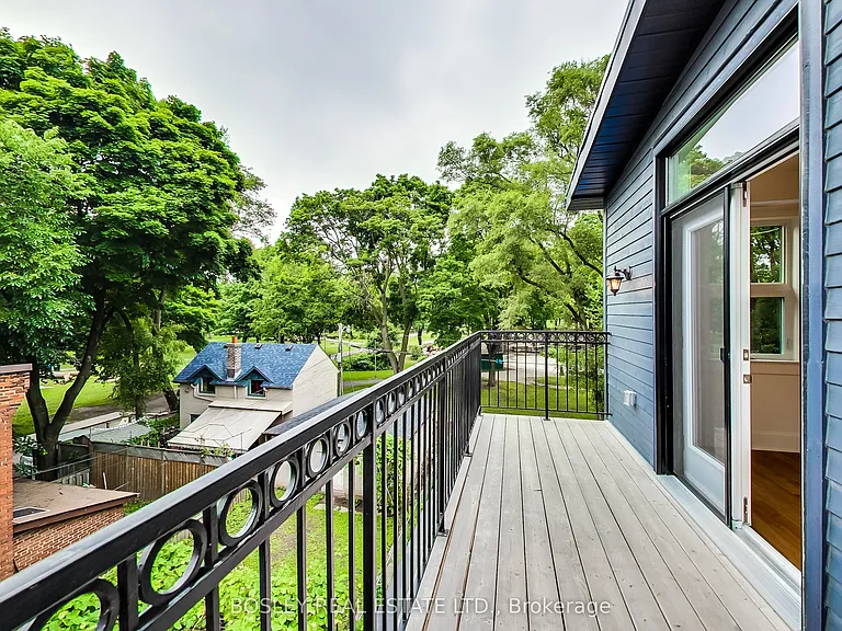 10 Sylvan Ave #3 — Photo 2