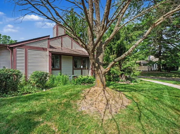 4863 Foxfire Trl, Portage, MI 49024