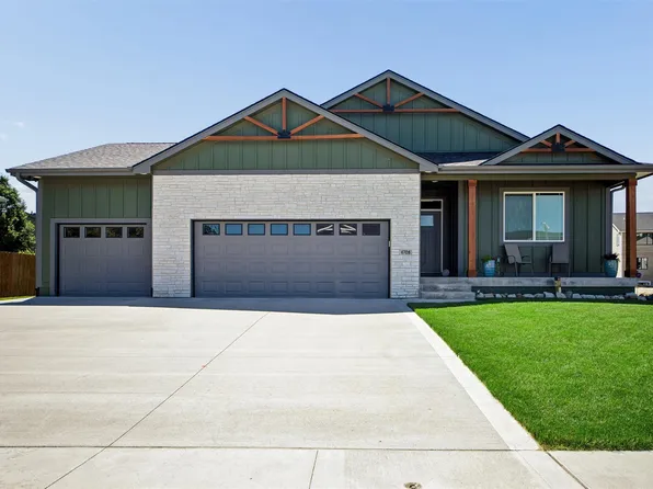 4708 90th St, Urbandale, IA 50322