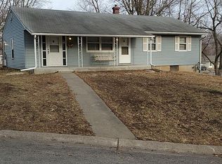 3937 S Pleasant St, Independence, MO 64055