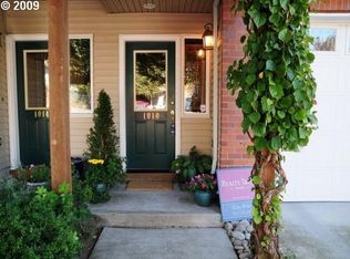 1010 SE Linn St, Portland, OR 97202