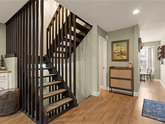 4th image of 5557 Santa Fe Dr