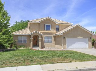 4704 Sunrise Cir, Farmington, NM 87401