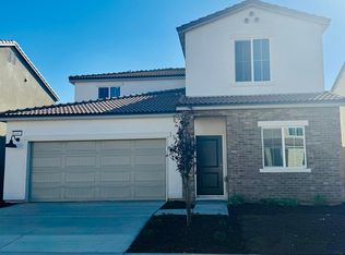 4484 Sussex Ave, Clovis, CA 93619