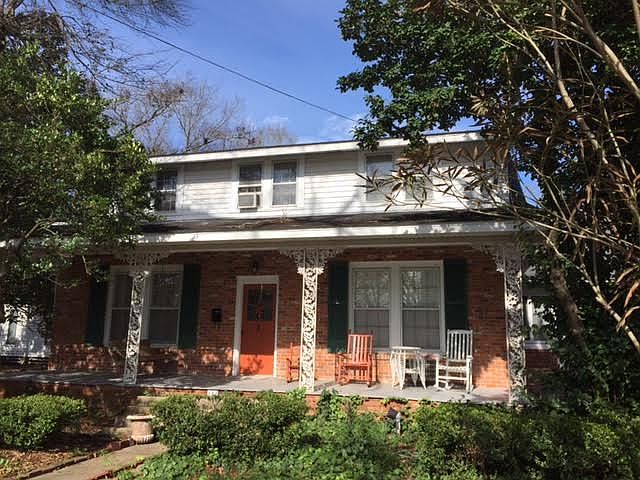 1st image of 224 W Waddil St