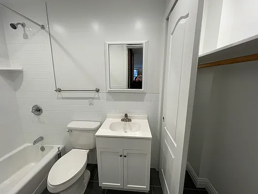 Rented by CNYC Apartments | media 14