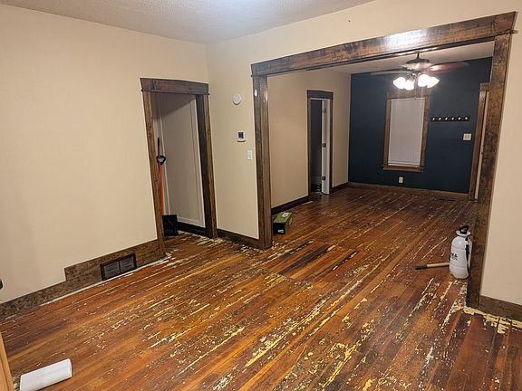 5th image of 517 N 7th St