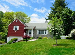 145 Selden Hill Dr, West Hartford, CT 06107