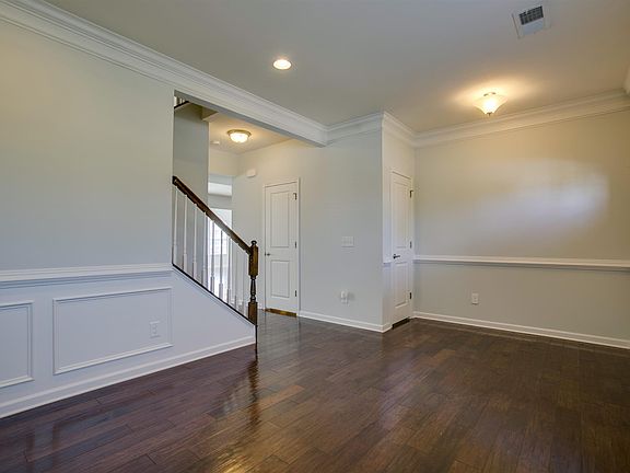 5th image of 1338 Amboress Ln