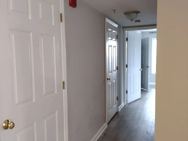 211 Ivy Glen Ct — Photo 7