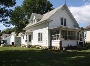 211 Mechanic St, Strawberry Point, IA 52076