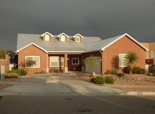 9824 Buckeye St NW, Albuquerque, NM 87114