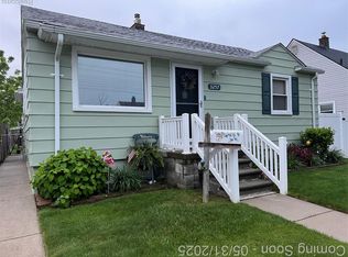 3257 John R St, Trenton, MI 48183