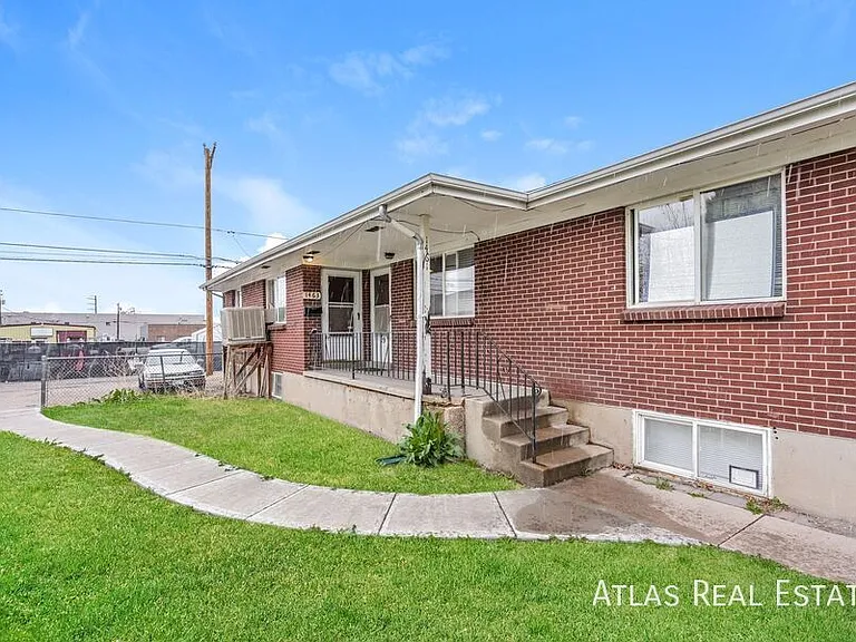 1463 W Byers Pl — Photo 15