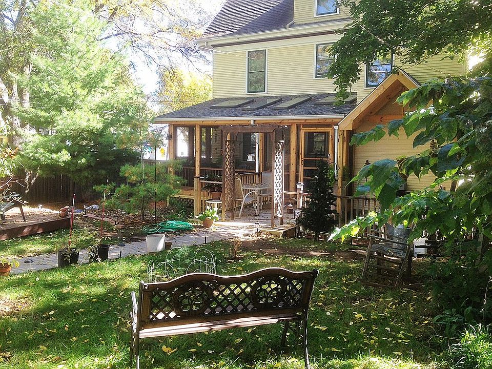 Back yard, porch