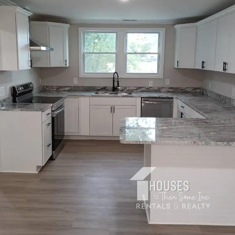 202 Arrowood Branch Rd — Photo 4