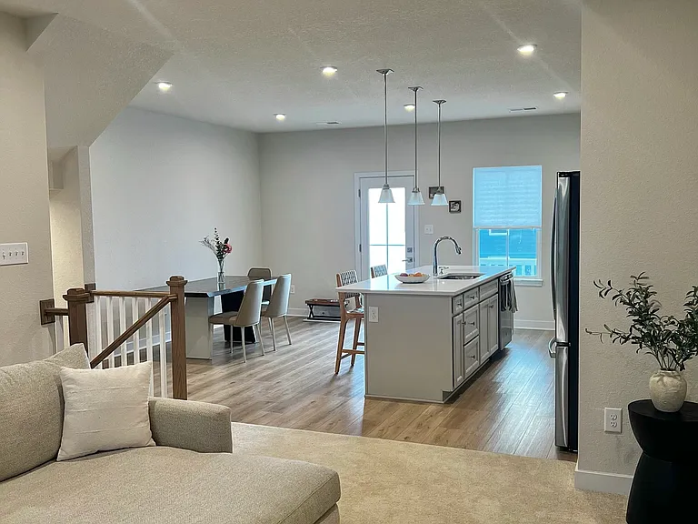 208 Fost Blvd #208 — Photo 10