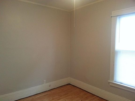 4th image of 3332 4th Ave S APT 2