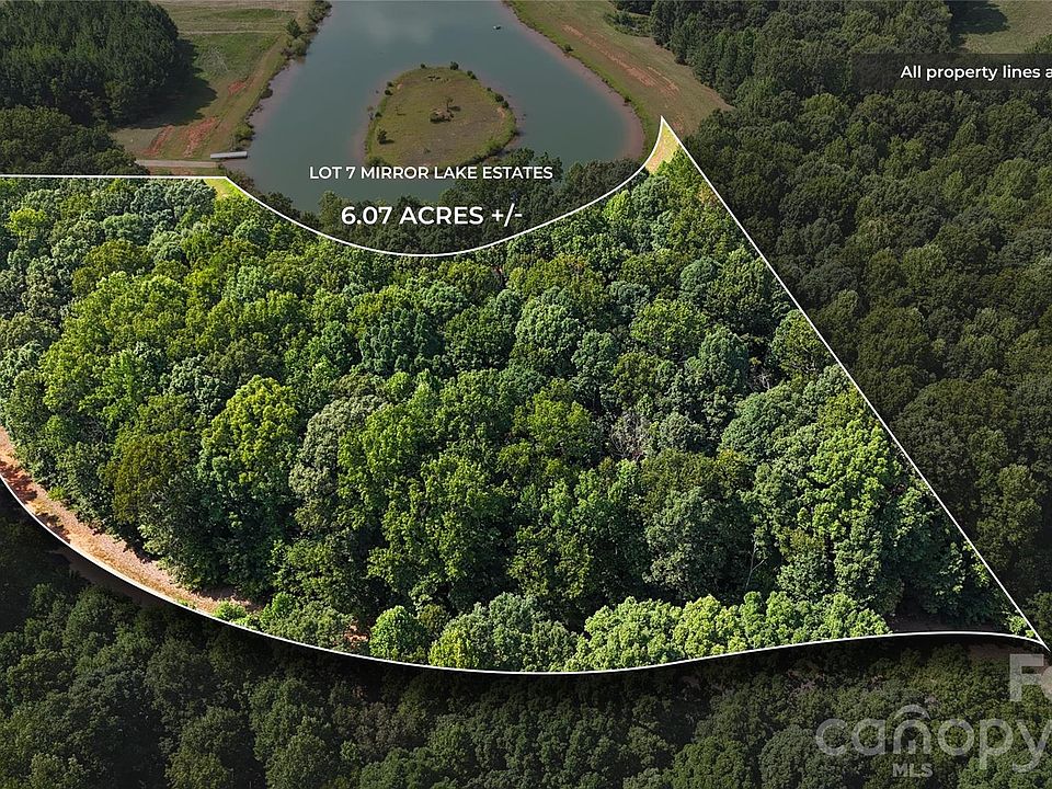 1st image of 4446 Mirror Lake Dr