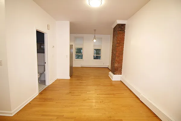 Rented by Realty Nerd | media 26