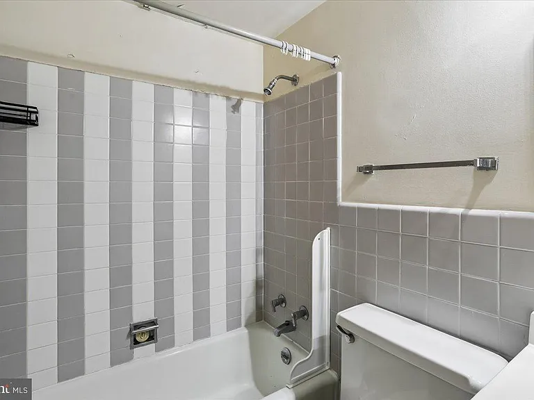 2475 Virginia Ave NW #220 — Photo 19