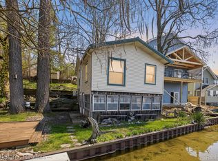 6571 Sherman Dr, Otter Lake, MI 48464