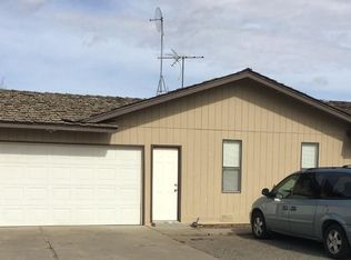 210 N Liberty Rd, Granger, WA 98932