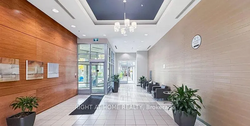 1 bed, $2,400 — Photo 4